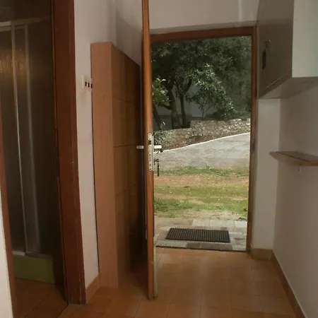 Appartement By The Sea Artatore, Losinj - 2509 *