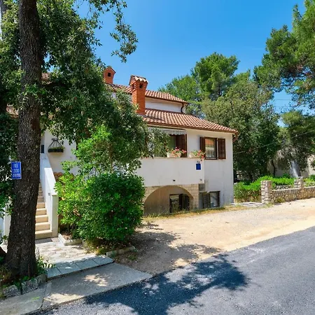 By The Sea Artatore, Losinj - 2509 Apartmán Čunski