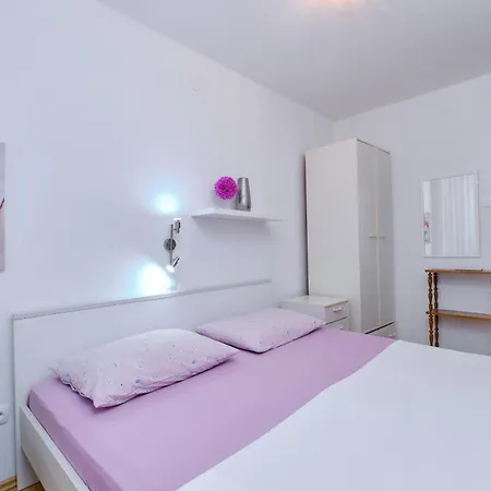 By The Sea Artatore, Losinj - 2509 * Čunski