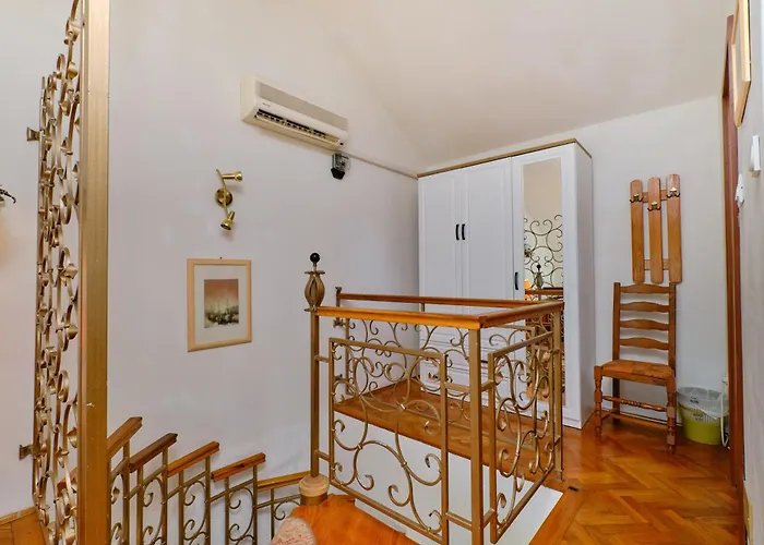 By The Sea Artatore, Losinj - 2509 *