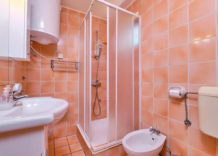 By The Sea Artatore, Losinj - 2509 Apartment Cunski