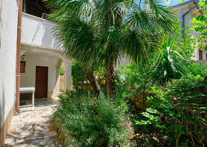 Apartment By The Sea Artatore, Losinj - 2509 *